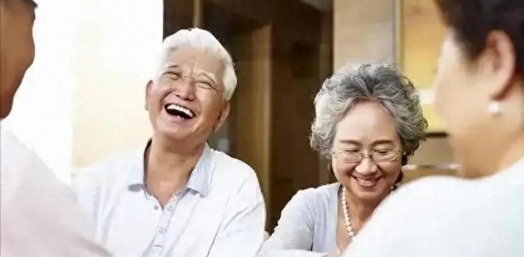 醫(yī)生發(fā)現(xiàn)：能活到90歲的老人，基本在65歲，就已經(jīng)不做這4件事了