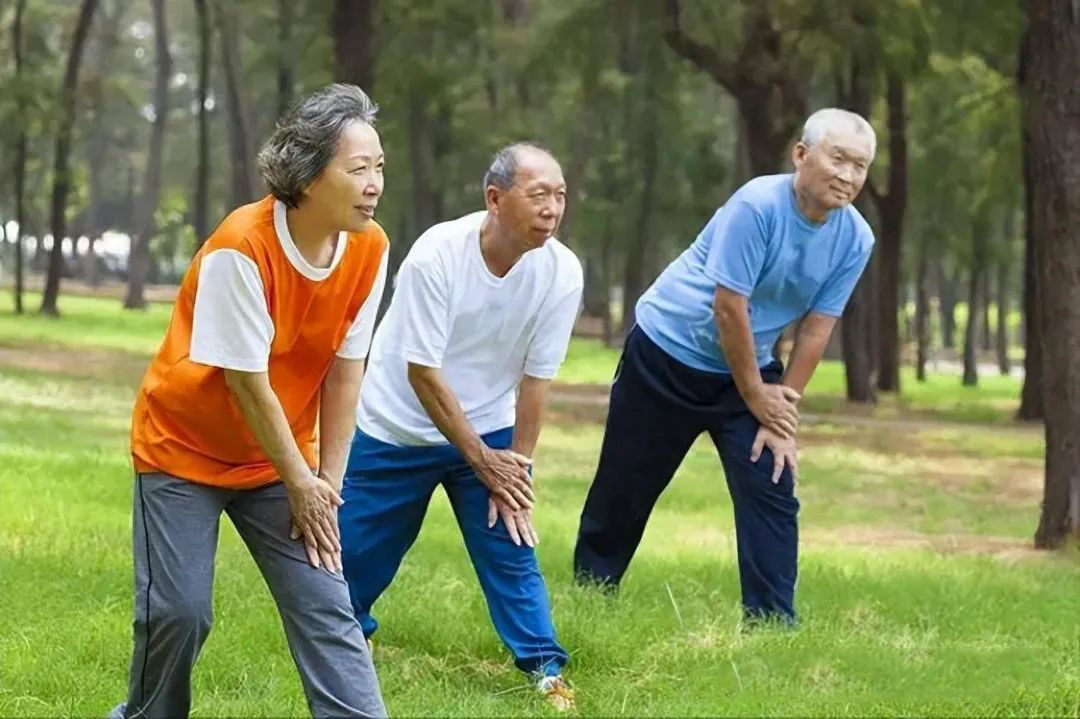年齡越大越要少運動？醫(yī)生：年過55歲，最好避免4種行為
