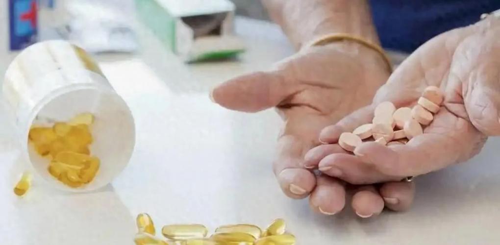 醫(yī)生提醒：葉酸不能亂吃！很多人以為沒事，其實(shí)亂吃或損傷3器官