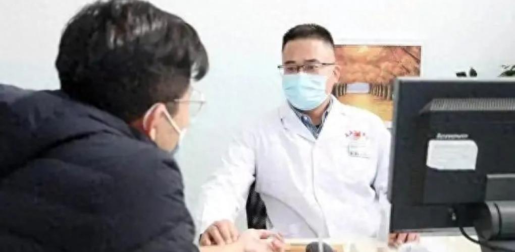 醫(yī)生調(diào)查發(fā)現(xiàn)：脂肪肝人群若天天喝茶解壓，半年后肝臟或有3變化
