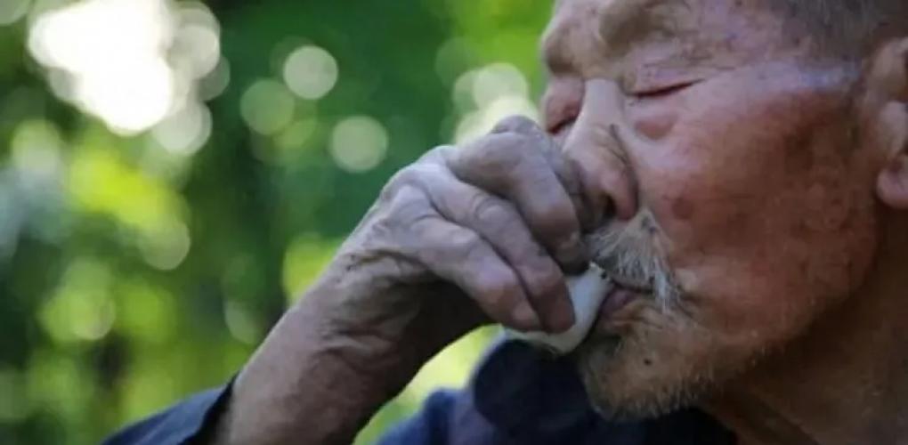肝癌死亡人數(shù)越來越多！醫(yī)生：告誡所有酒友，3忌4不忌