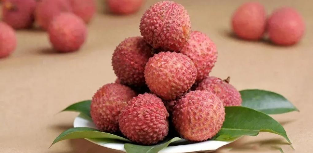 荔枝是血脂“催化劑”？醫(yī)生建議：若想血脂正常，2種水果少吃